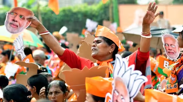  भाजपा बनाए रखेगी शिखर का सफर, विपक्ष जाएगा फिर बिखर