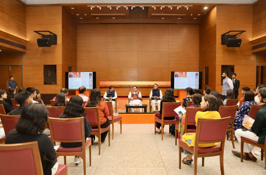  राष्ट्रीय अध्यक्ष जगत प्रकाश नड्डा जी ने दिल्ली विश्वविद्यालय के छात्रों के साथ संवाद किया