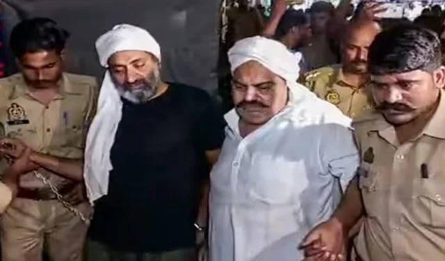  शनिवार रात माफिया अतीक और उसके भाई की तीन युवकों ने कर दी थी हत्या