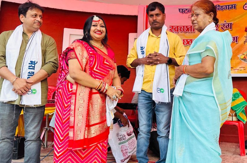  पटना के घाट पर करब छठ बरतिया 