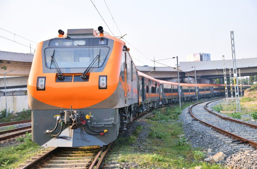  प्रीमियम सुविधाओं से लैस किफायती अमृत भारत ट्रेन की सौगात जल्द होगी सीतामढ़ी से शुरू