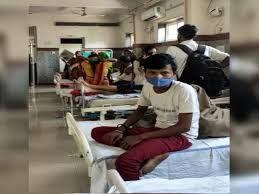  यूपी के इस जिले में बुखार की दहशत, अब तक तीन की माैत, घर-घर बिछी मरीजों की चारपाई