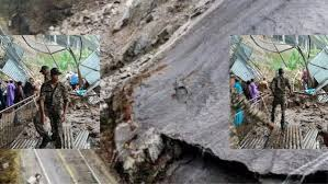  वैष्णो देवी यात्रा मार्ग पर अर्धकुंवारी के पास भूस्खलन में छह श्रद्धालुओं की मौत 14 घायल; यात्रा स्थगित