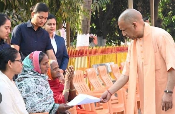  चिंता न करें इलाज में सरकार करेगी मदद : जनता दर्शन में मुख्यमंत्री