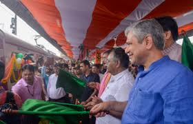 रेलमंत्री ने बिहार को दी सात ट्रेनों की सौगात,छठ पूजा को लेकर बड़ी घोषणा