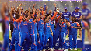  एशिया कप में जीत के बाद भारतीय खिलाड़ियों पर नोटों की बारिश