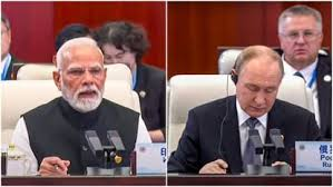  पुतिन से बोले पीएम मोदी, ‘यूक्रेन में शांति का रास्ता खोजना मानवता के लिए जरूरी’
