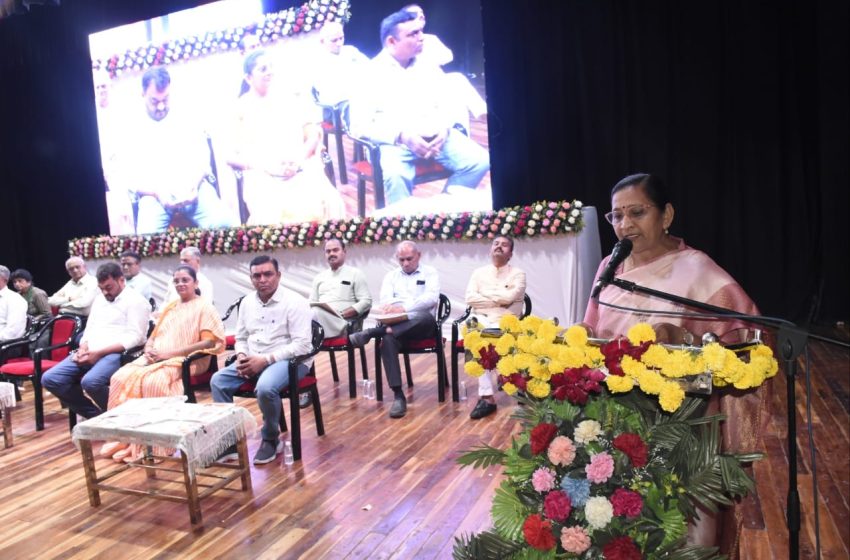  भावनगर और बोटाद की जनता के लिए तीन नई डिजिटल पहलों का शुभारंभ केंद्रीय राज्य मंत्री  निमुबेन बांभणिया ने किया सांसद डिजिटल सेतु कार्यक्रम का उद्घाटन