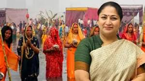  व्रतियों ने डूबते सूर्य को दिया अर्घ्य; CM रेखा पहुंची छठ पार्क