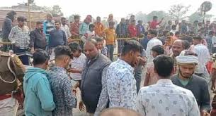  मोतिहारी में सड़क हादसे में पांच लोगों की मौत, ट्रक ने बाइक सवारों को कुचला