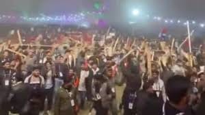  बांग्लादेशी गायक जेम्स के कॉन्सर्ट पर हमला, बरसाए पत्थर