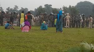  छत्तीसगढ़ में पुलिस और ग्रामीणों के बीच हिंसक झड़प