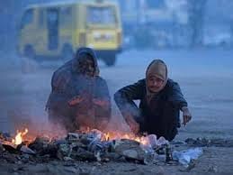  सर्द हवाओं ने बढ़ाई परेशानी: कोहरे की चपेट में उत्तर भारत, दिल्ली में रेड अलर्ट