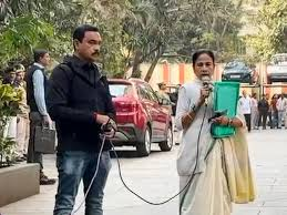  ED की रेड के बीच ममता ले गईं फाइल, ED का आरोप-जबरन दस्तावेज छीने, एक्शन की मांग