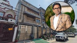  बसपा के उमाशंकर सिंह और करीबियों के घर IT की कार्रवाई में 10 करोड़ कैश बरामद