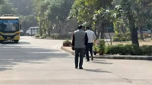  सीबीएसई परीक्षा के दौरान नोएडा के स्कूलों को बम से उड़ाने की धमकी,मचा हड़कंप