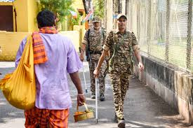  मुरादाबाद में रामनवमी से पहले सुरक्षा के कड़े इंतजाम, काली माता मंदिर के पास फ्लैग मार्च