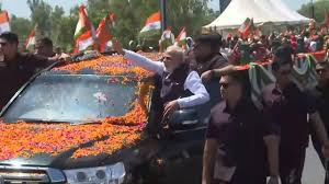  पीएम मोदी का सहारनपुर में रोड शो, देहरादून में दिल्ली-देहरादून कॉरिडोर का उद्घाटन