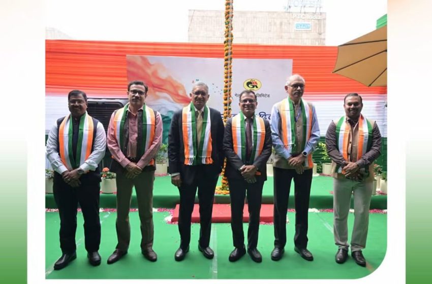  स्वतंत्रता दिवस पर गेल में देशभक्ति का उत्साह, दीपक गुप्ता ने किया ध्वजारोहण