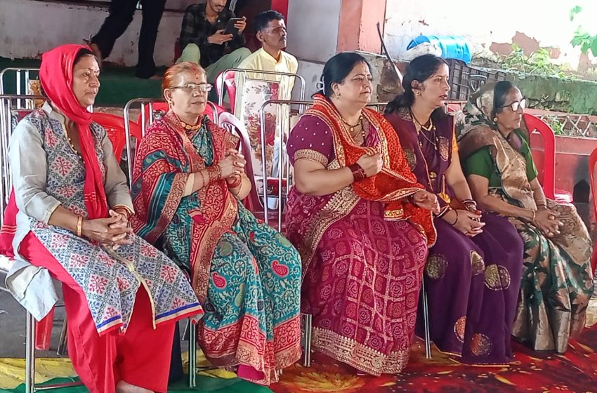  देवभूमि उत्तराखंड के भतरौंजखान कस्बे में चतुर्थ श्रीमद् भागवत कथा ज्ञान यज्ञ सम्पन्न
