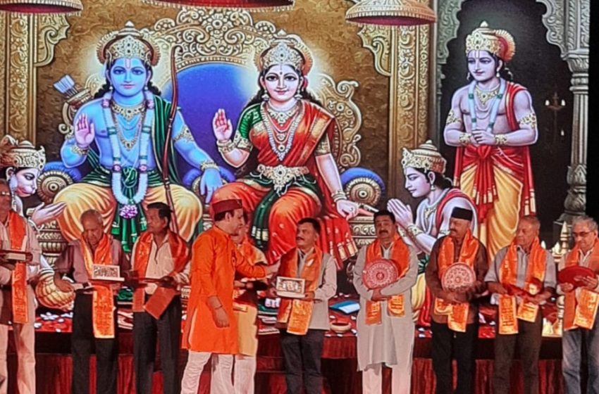  उत्तराखंड की विश्व विख्यात पारंपरिक रामलीला का प्रभावशाली मंचन ‘श्री राम सेवक पर्वतीय कला मंच’ द्वारा संपन्न